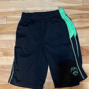 Nike Boys Dri-Fit Shorts Size Large